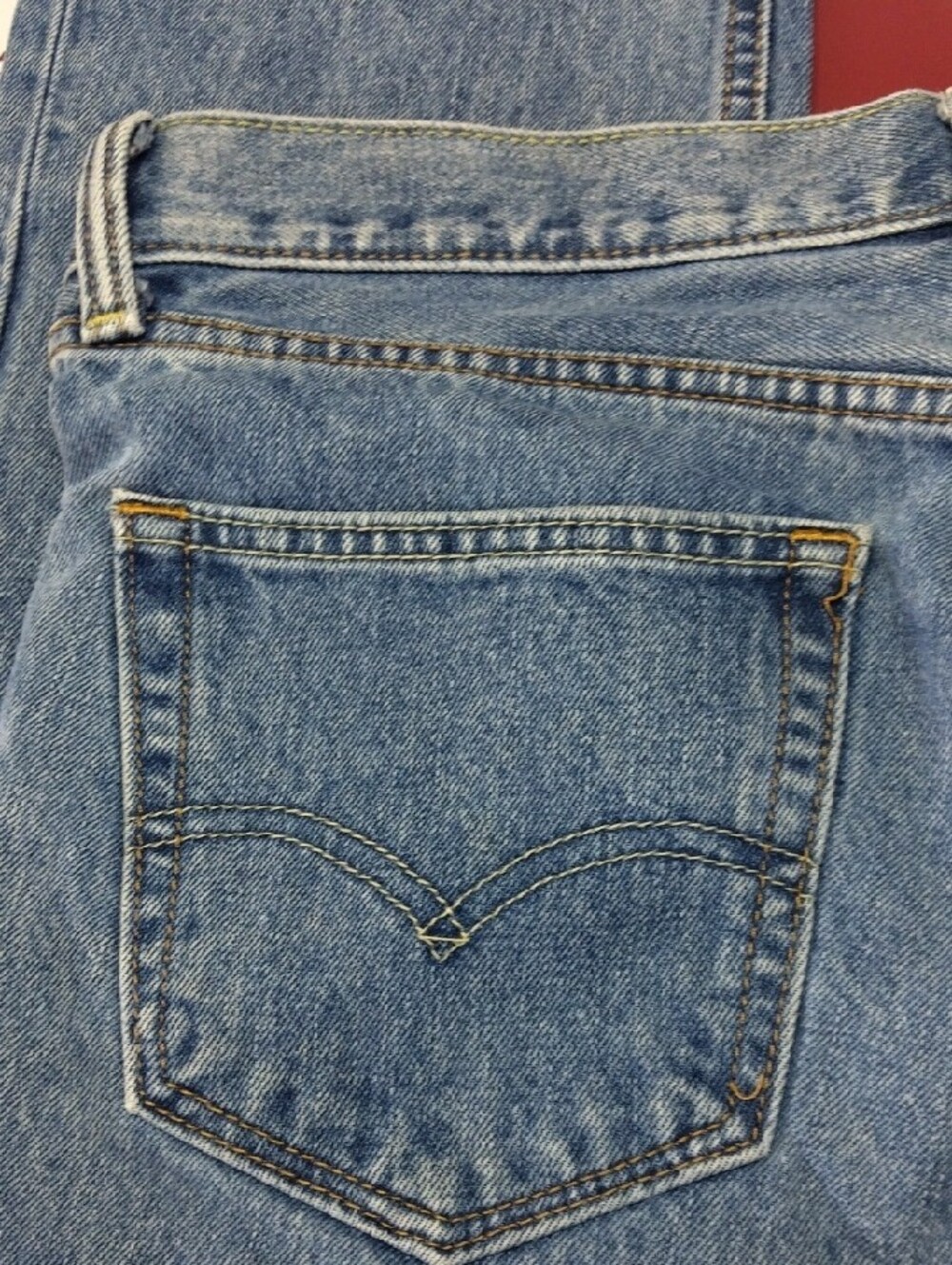 Levi's 505 Men's Light Blue Straight-Leg Denim Jeans - Picture 3 of 15